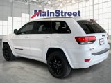 Used 2020 Jeep Grand Cherokee Altitude image 3