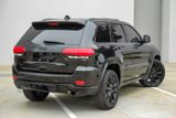 Used 2020 Jeep Grand Cherokee Laredo image 2