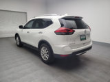 Used 2017 Nissan Rogue SV image 5