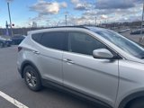 Used 2017 Hyundai Santa Fe Sport image 2