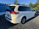 Used 2011 Toyota Sienna LE image 3
