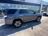 Used 2016 Toyota 4Runner SR5 Premium image 2
