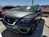Used 2018 Nissan Pathfinder SV image 2