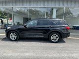 Used 2020 Ford Explorer XLT w/ Equipment Group 202A image 2