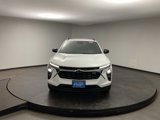 New 2025 Chevrolet Trax RS image 2