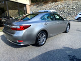 Used 2016 Lexus ES 300h image 2