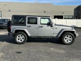 Used 2014 Jeep Wrangler Unlimited Sahara image 2