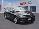 Used 2023 Chrysler Voyager LX image 3