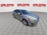 Used 2020 Ford Fusion SE image 2
