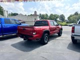 Used 2017 Toyota Tacoma TRD Off-Road image 4