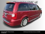 Used 2015 Chrysler Town & Country Touring image 5