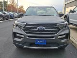Certified 2022 Ford Explorer XLT w/ Equipment Group 202A image 3