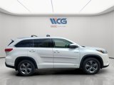 Used 2017 Toyota Highlander Limited image 3