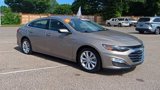 Used 2023 Chevrolet Malibu LT image 2