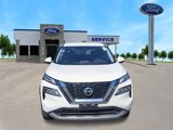 Used 2021 Nissan Rogue SV image 2
