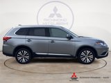 Used 2020 Mitsubishi Outlander AWD image 2