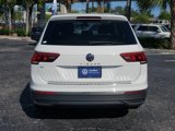 Used 2022 Volkswagen Tiguan SE w/ Panoramic Sunroof Package image 4