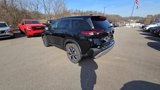Certified 2022 Nissan Rogue SV image 4