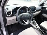 Used 2025 Hyundai Venue SEL image 3