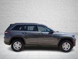 New 2025 Jeep Grand Cherokee Laredo image 5