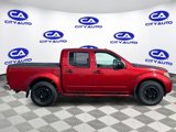 Used 2015 Nissan Frontier SV image 2