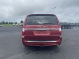 Used 2016 Chrysler Town & Country Touring w/ Driver Convenience Group image 4
