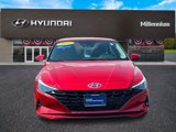 Used 2022 Hyundai Elantra SE image 2