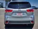 Used 2017 Toyota Highlander Limited image 4