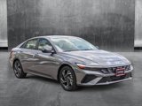 New 2025 Hyundai Elantra SEL image 3