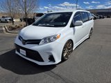 Used 2019 Toyota Sienna LE image 3