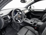 Used 2016 Porsche Macan Turbo image 4