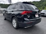 Used 2019 Volkswagen Tiguan SE w/ Panoramic Sunroof Package image 3