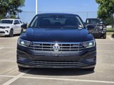 Used 2019 Volkswagen Jetta SEL w/ Cold Weather Package image 2