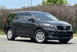 Used 2020 Kia Sorento LX image 2