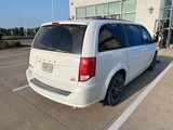 Used 2017 Dodge Grand Caravan GT image 4