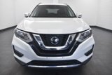 Used 2020 Nissan Rogue SV image 2
