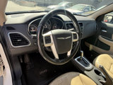 Used 2011 Chrysler 200 Limited image 2