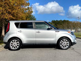 Used 2018 Kia Soul + image 3