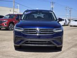 Used 2024 Volkswagen Tiguan SE image 2