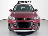 Used 2017 Chevrolet Trax LT w/ Sun & Sound Package image 2