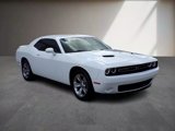 Used 2019 Dodge Challenger SXT image 3