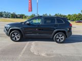 Used 2018 Jeep Cherokee Trailhawk w/ Cold Weather Group image 6