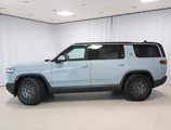 Used 2023 Rivian R1S Adventure image 2