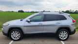 Used 2016 Jeep Cherokee Limited image 2