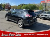 Used 2015 Nissan Rogue SV w/ SV Moonroof Package image 3