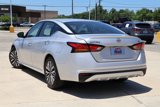 Used 2023 Nissan Altima 2.5 SV image 2