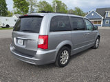 Used 2015 Chrysler Town & Country Touring image 6