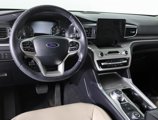 Used 2021 Ford Explorer XLT w/ Equipment Group 202A image 4