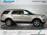 Used 2017 Ford Explorer XLT w/ Equipment Group 202A image 2