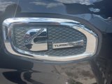 Used 2016 Nissan Titan SV image 5